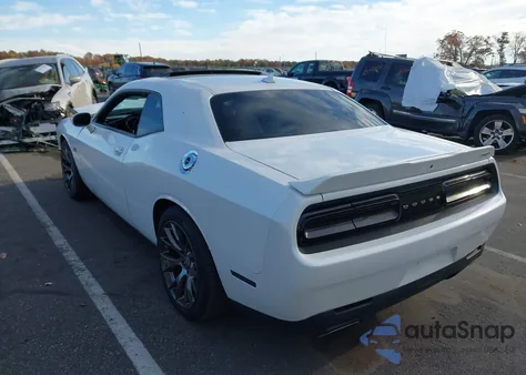 2015 Dodge Challenger Srt 392 from USA, damaged, VIN 2C3CDZDJ9FH820885